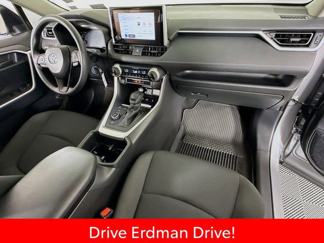 Certified 2025 Toyota RAV4 LE AWD/4WD image 25