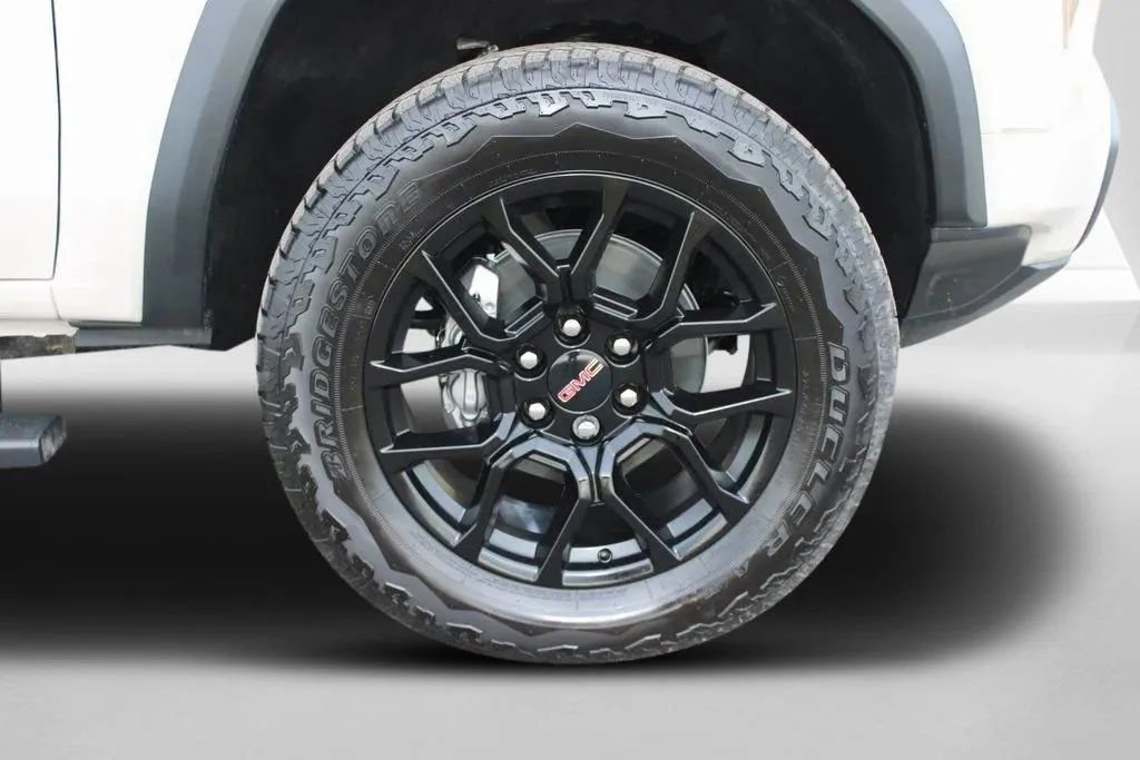 New 2026 GMC Canyon Elevation w/ Convenience Package image 36