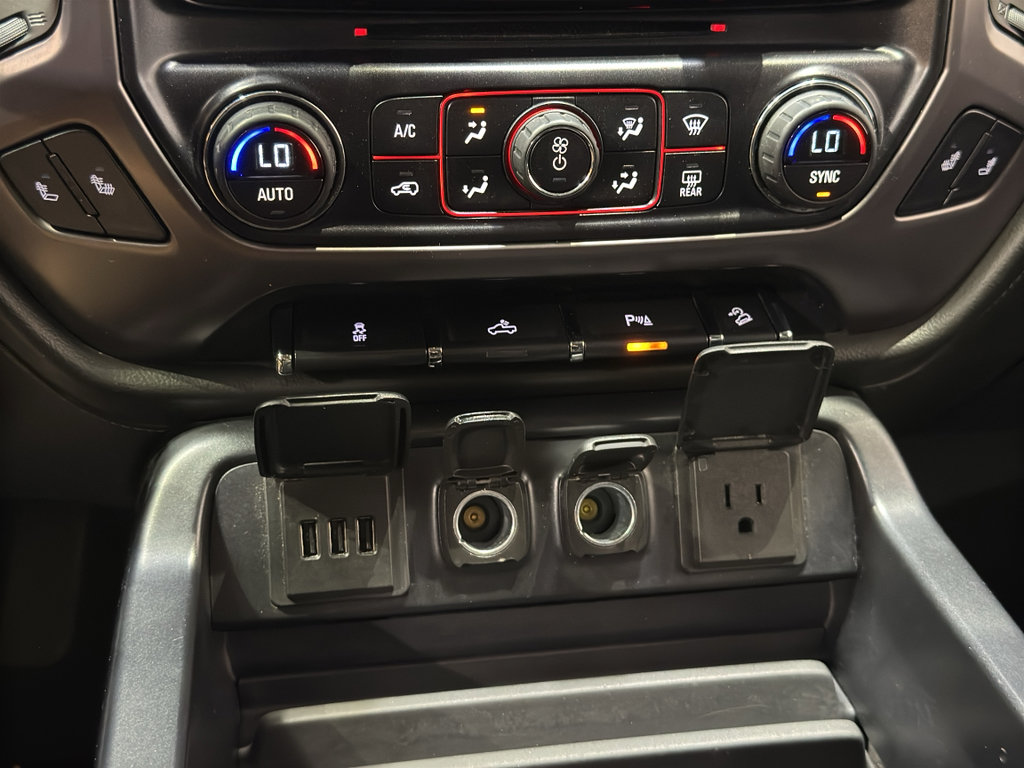 Used 2015 GMC Sierra 1500 SLE w/ All-Terrain Package AWD/4WD image 29