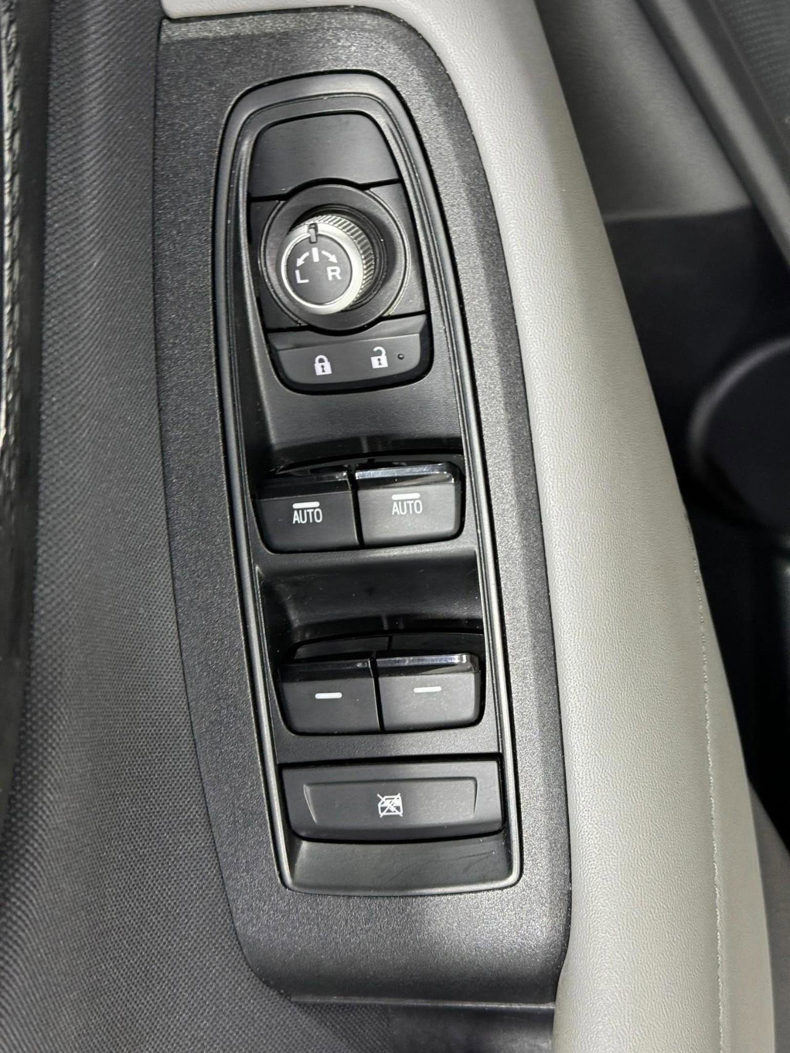 Used 2024 Subaru Outback Premium image 21