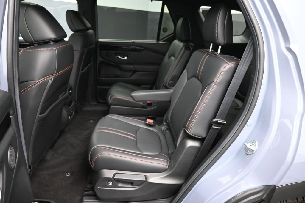 Certified 2024 Honda Pilot TrailSport image 22