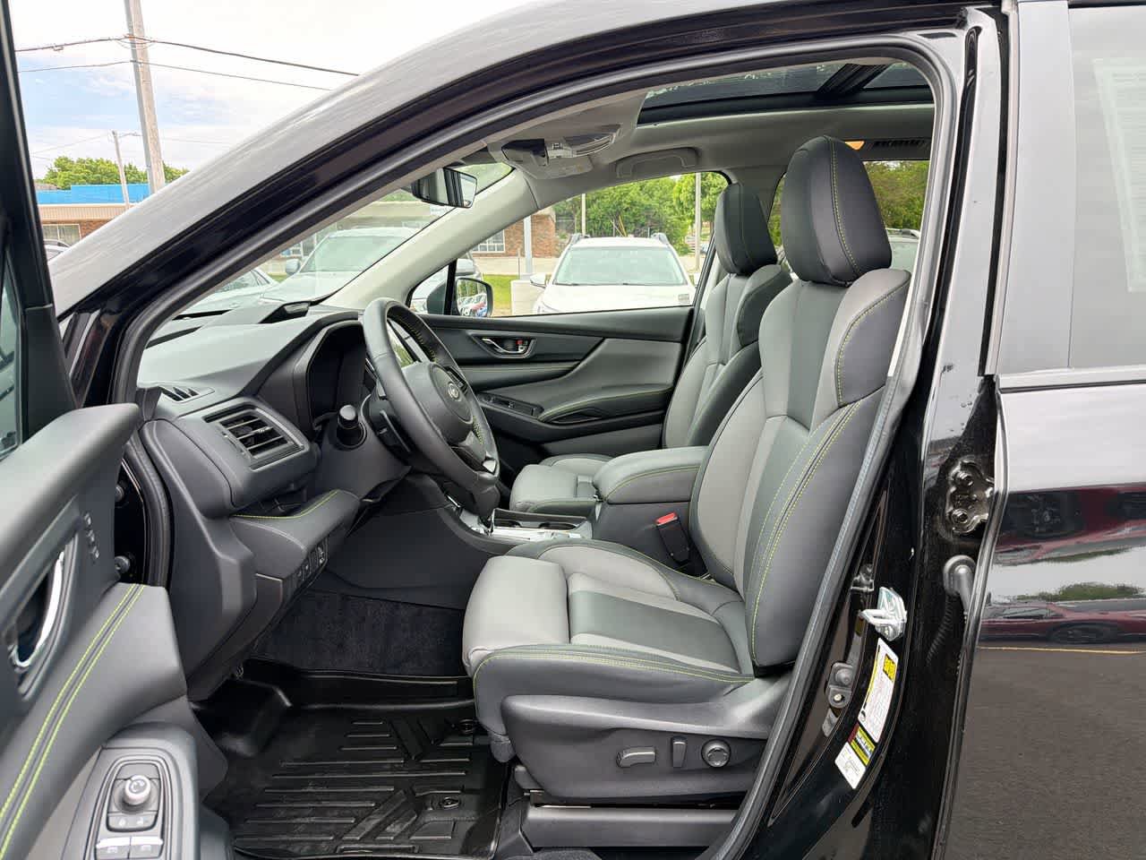 Used 2023 Subaru Ascent Onyx Edition Limited AWD/4WD image 21