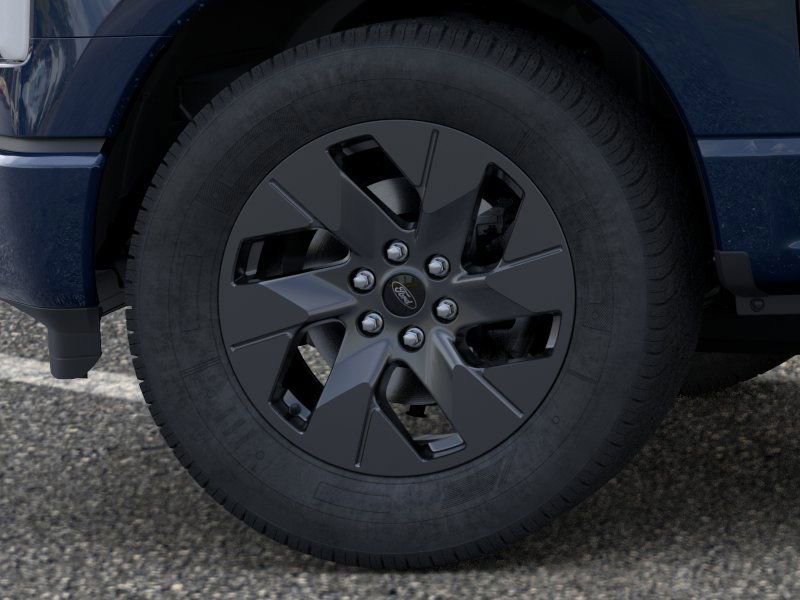 New 2025 Ford F150 Lightning Flash image 19