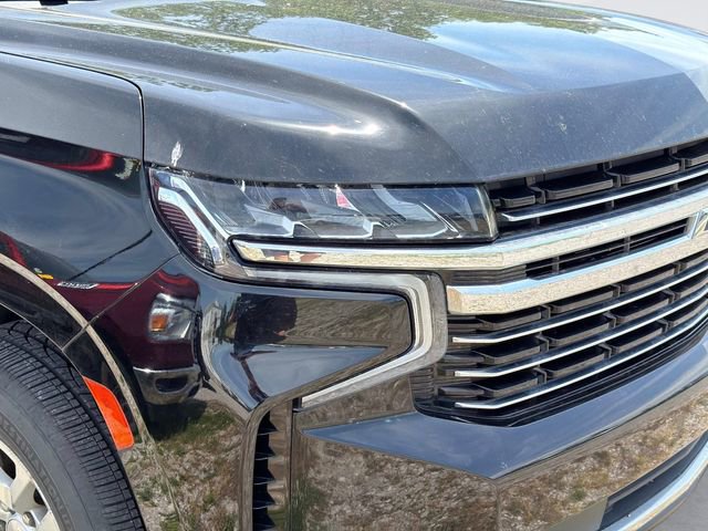 Used 2021 Chevrolet Suburban LT AWD/4WD image 4