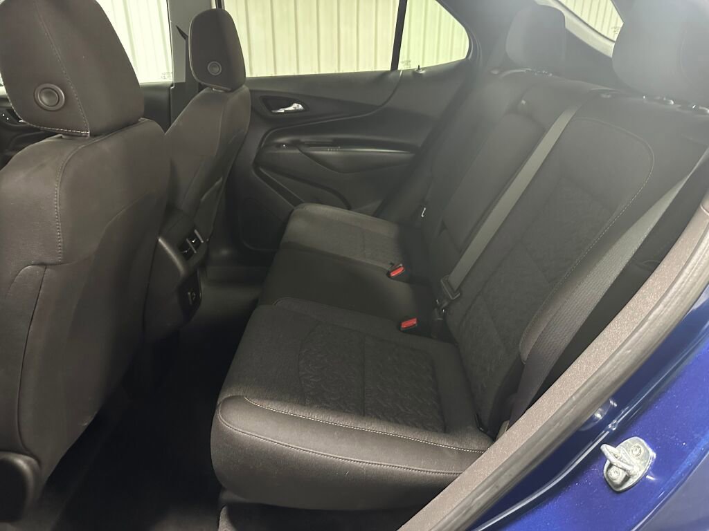 Used 2023 Chevrolet Equinox LT image 11
