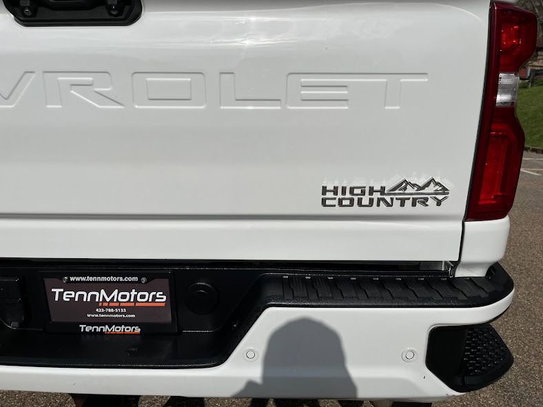 Used 2020 Chevrolet Silverado 3500 High Country w/ Technology Package image 50