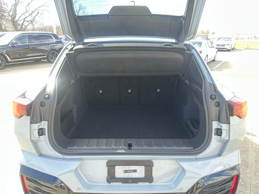 Certified 2025 BMW X2 xDrive28i image 23