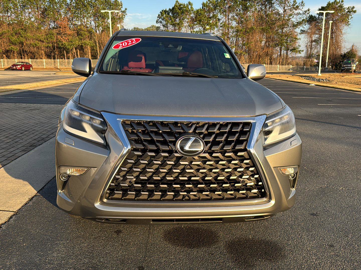 Used 2022 Lexus GX 460 Premium w/ Premium Package image 7