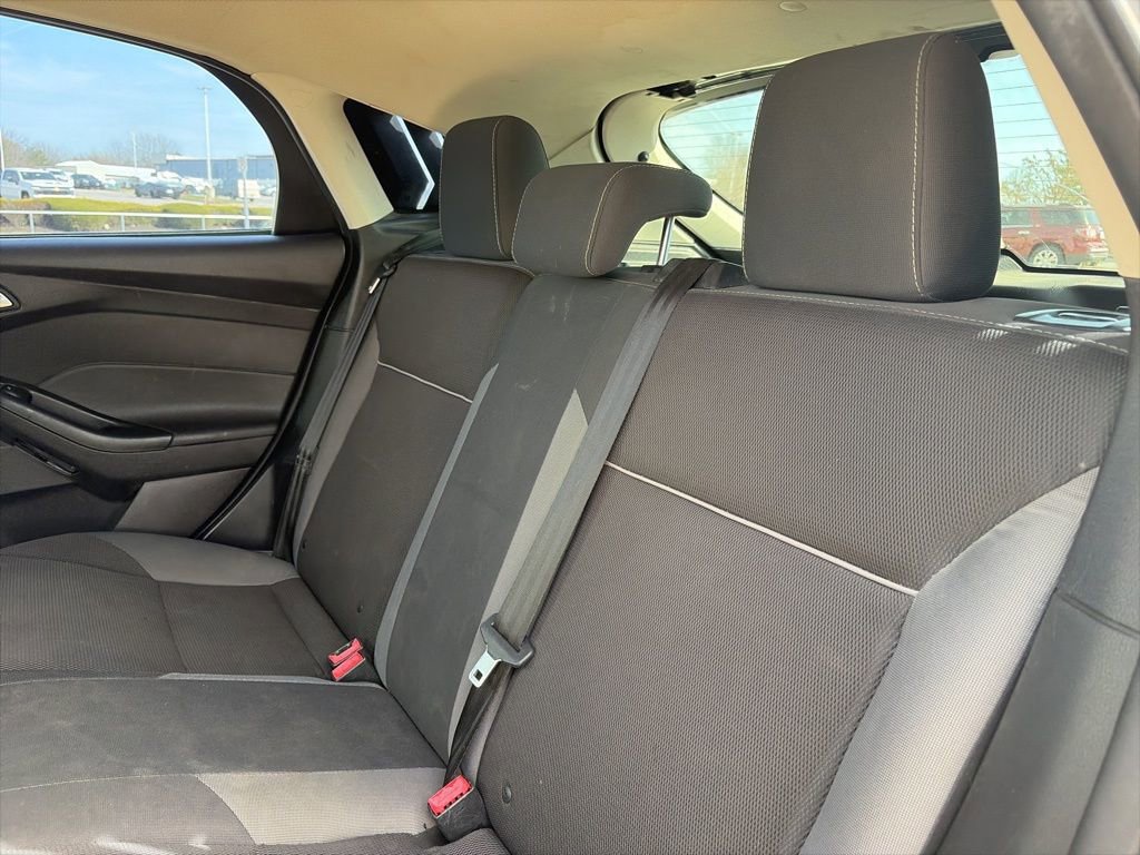 Used 2014 Ford Focus SE image 36