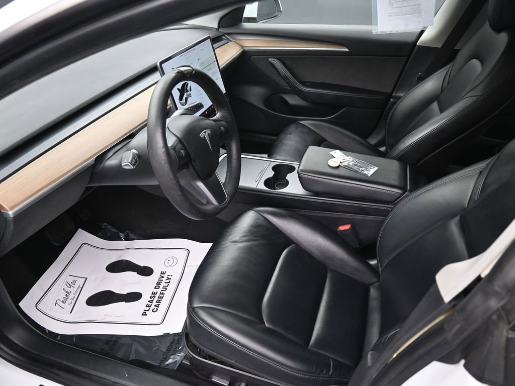 Used 2021 Tesla Model 3 Standard Range Plus image 24
