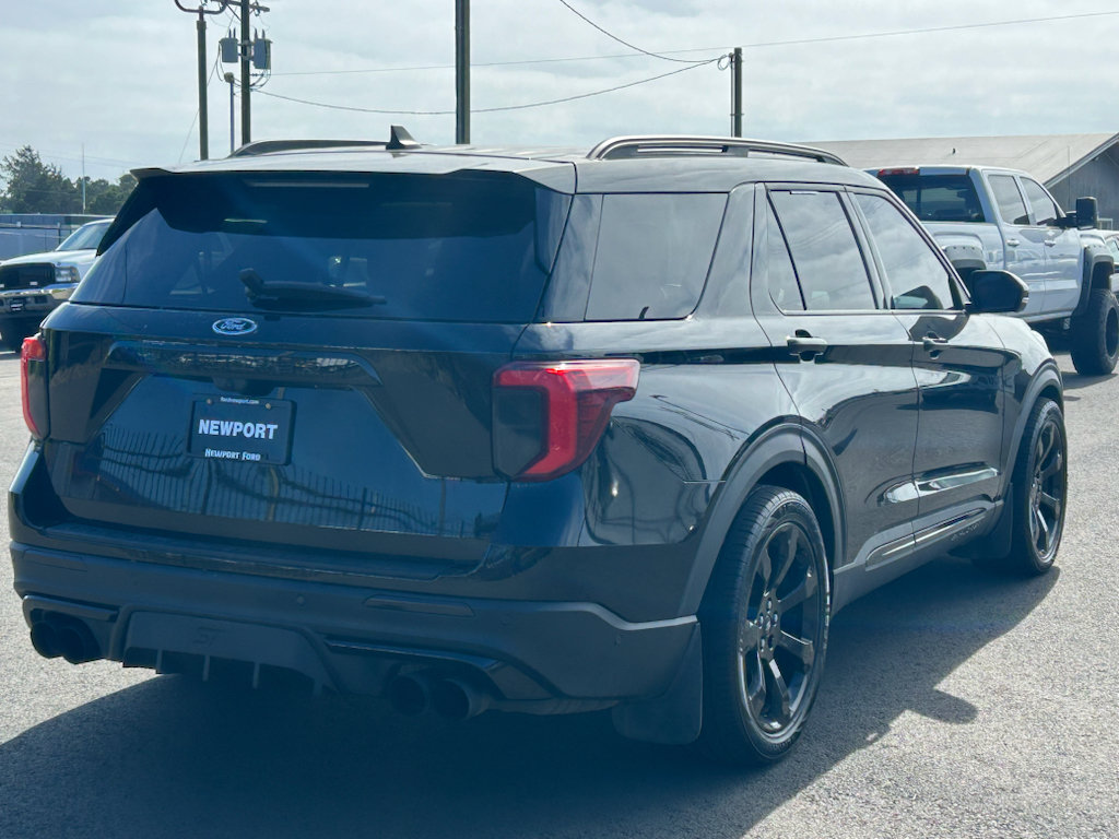 Used 2022 Ford Explorer ST w/ Equipment Group 401A AWD/4WD image 9