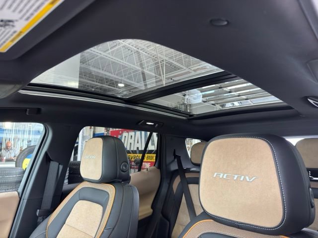 New 2026 Chevrolet Equinox ACTIV w/ Convenience Package III AWD/4WD image 9