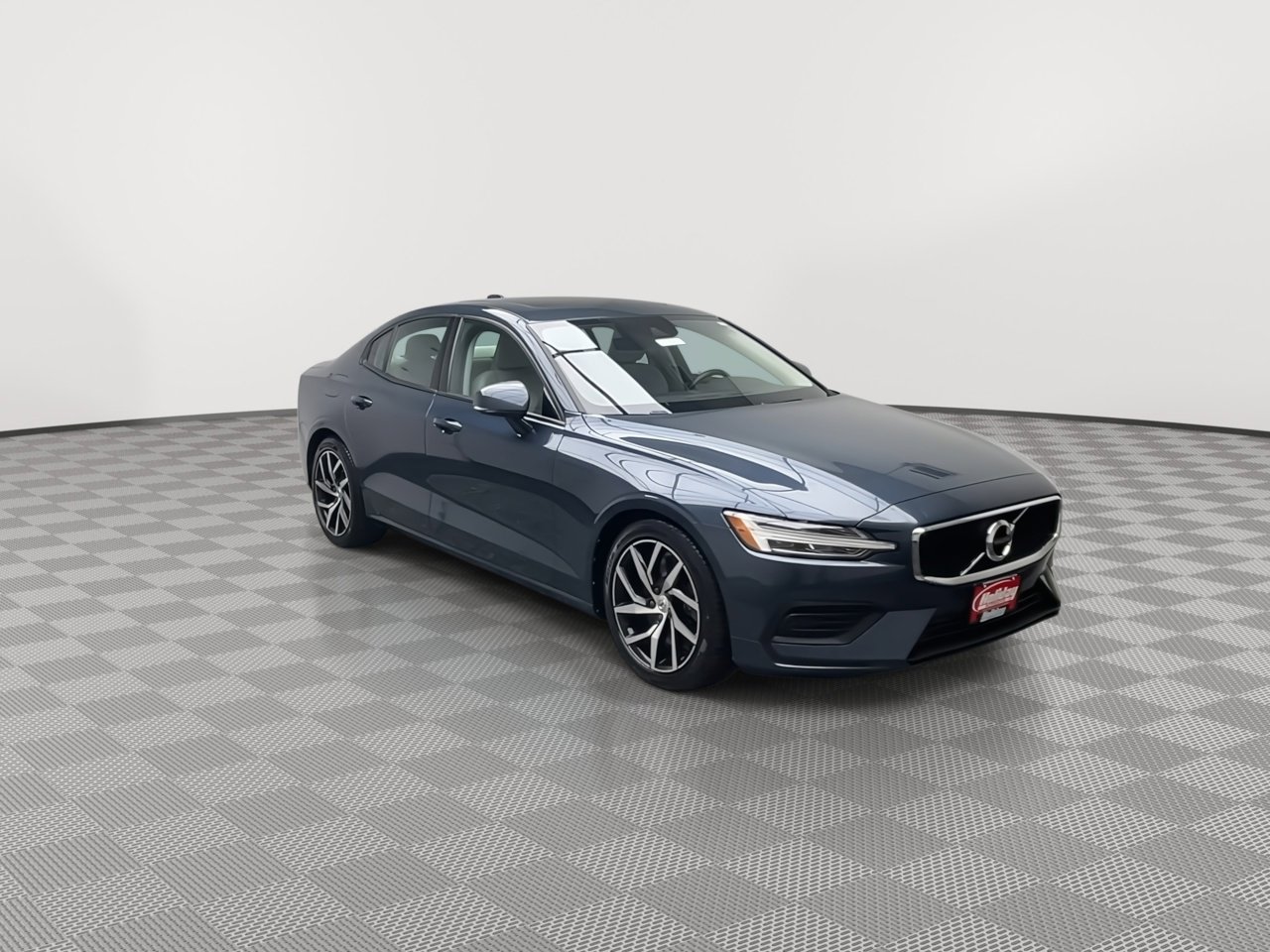 Used 2019 Volvo S60 T6 Momentum w/ Premium Package image 33