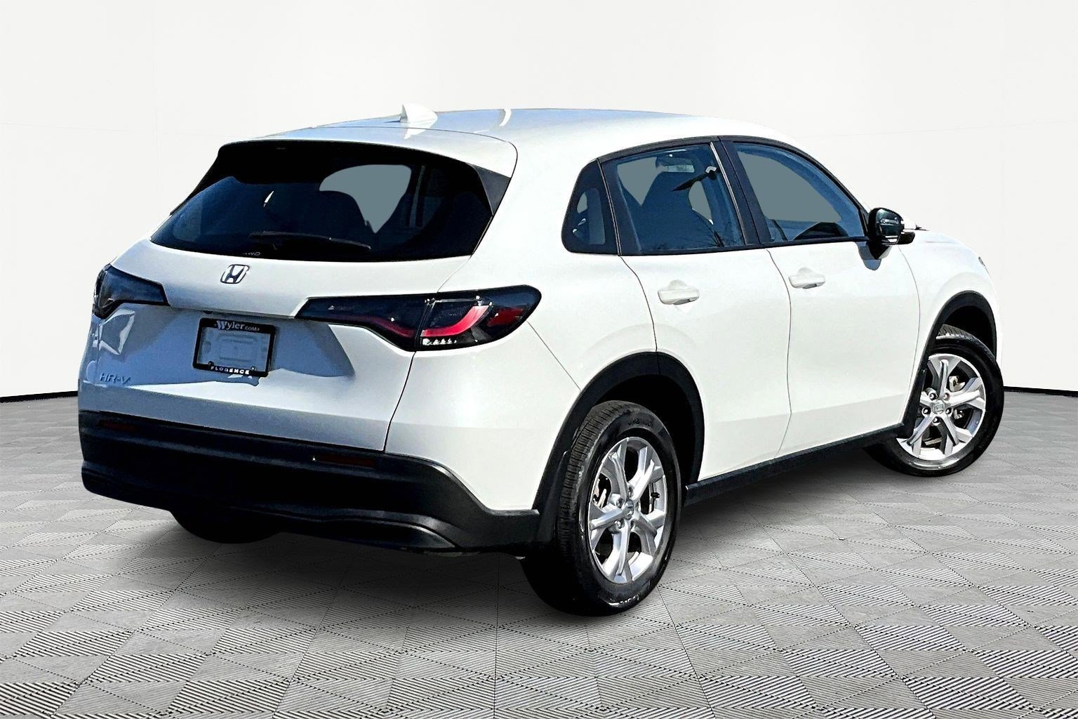 Used 2024 Honda HR-V LX image 7