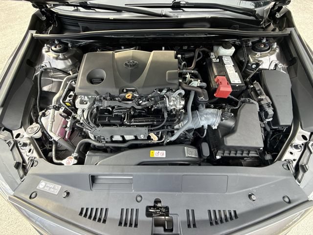 Used 2024 Toyota Camry SE w/ Cold Weather Package FWD image 27