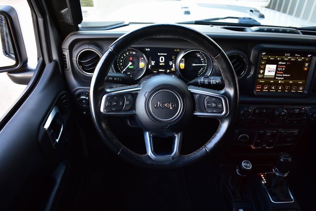 Used 2022 Jeep Wrangler Unlimited Sahara image 41