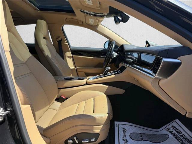 Used 2019 Porsche Panamera image 20