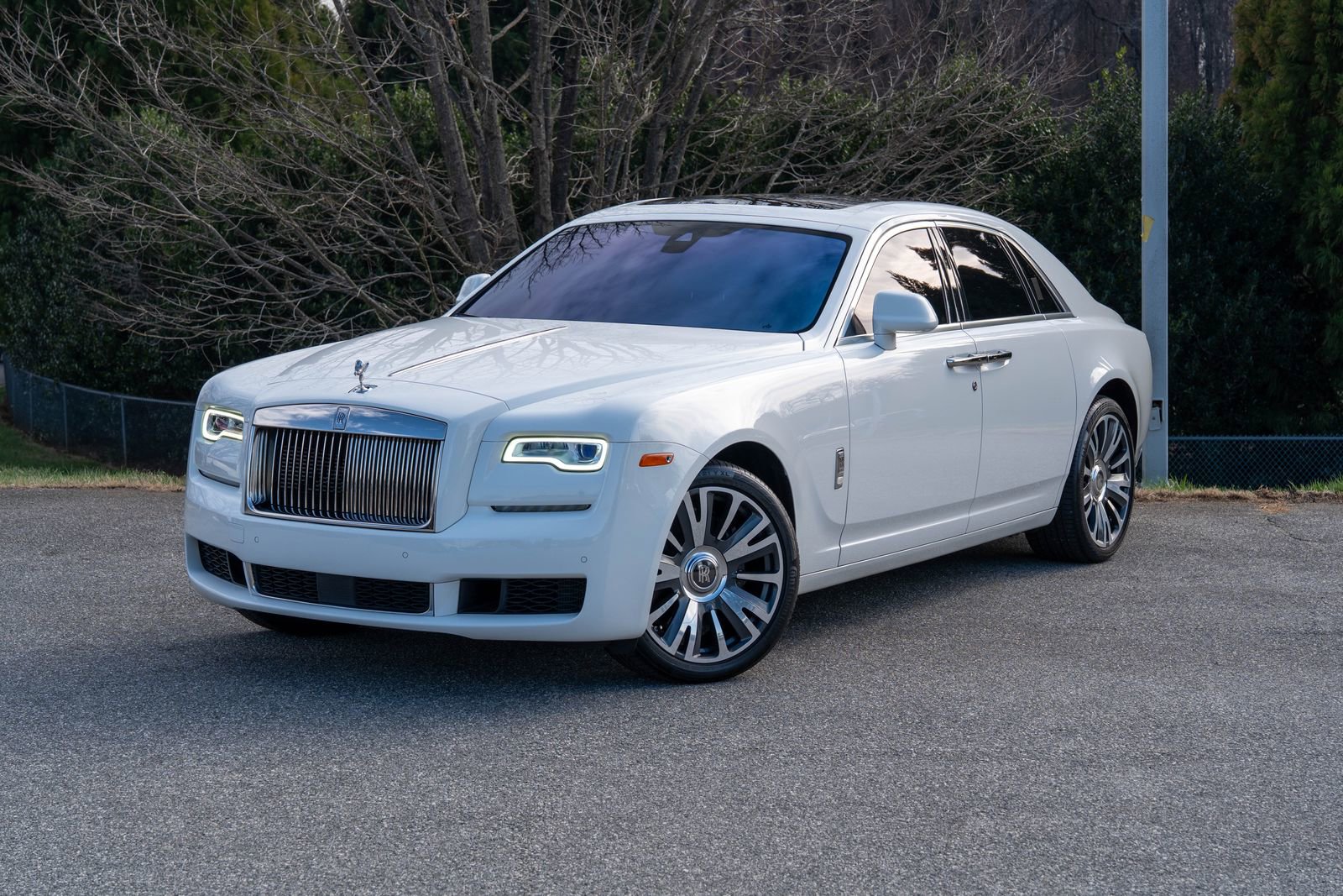 Used 2018 Rolls-Royce Ghost image 1