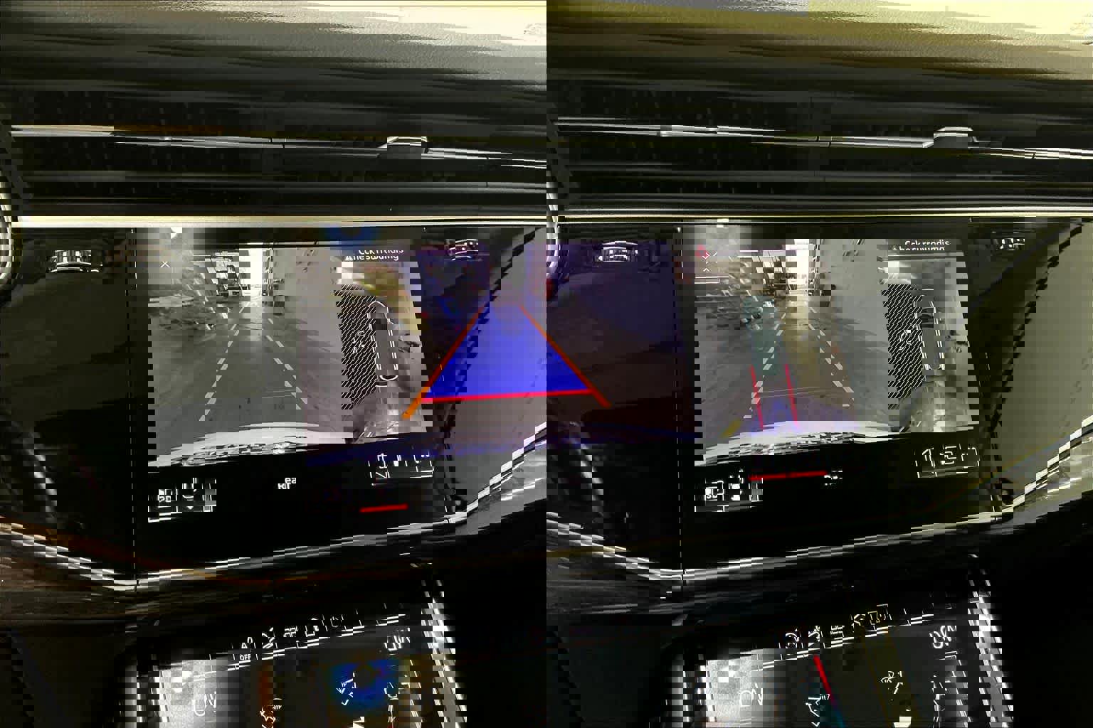 Used 2022 Audi Q7 Premium Plus w/ Premium Plus Package image 23