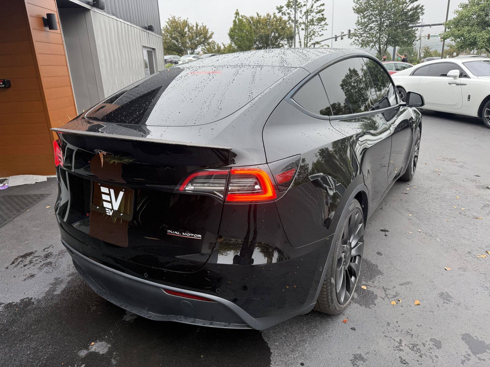 Used 2021 Tesla Model Y Performance AWD/4WD image 6