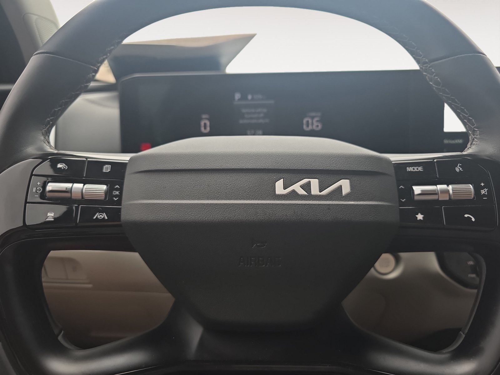 Certified 2026 Kia Sorento S w/ S Panoramic Sunroof Package FWD image 11