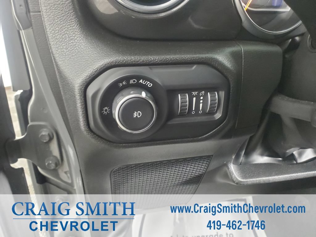 Used 2022 Jeep Wrangler Unlimited Sahara AWD/4WD image 20