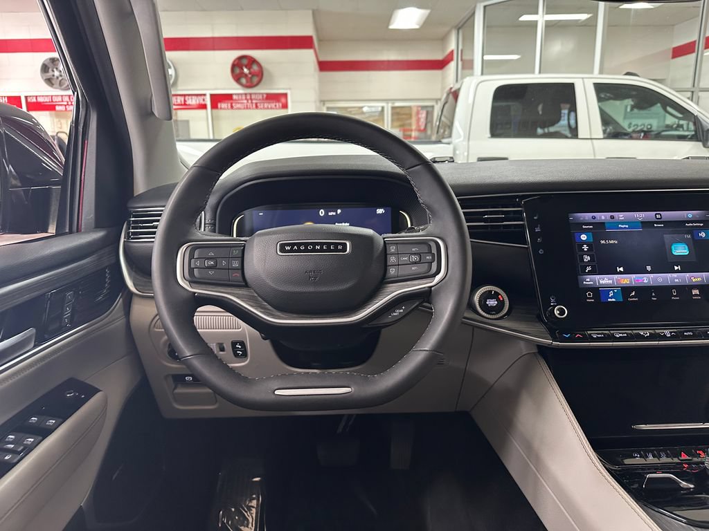 Certified 2024 Jeep Wagoneer Series III AWD/4WD image 16