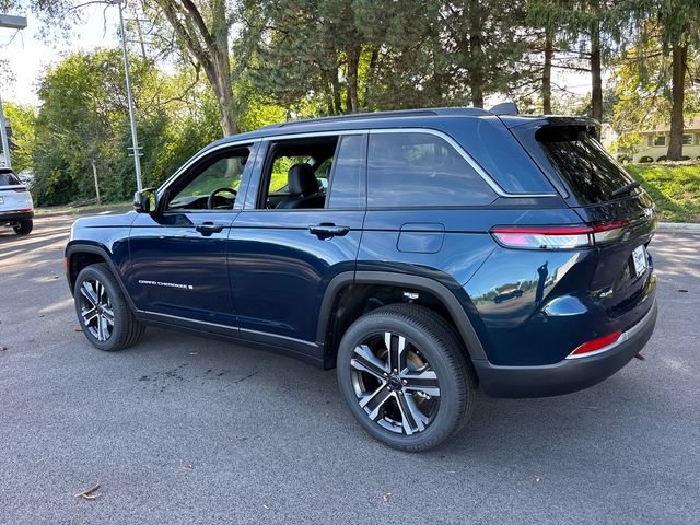 New 2027 Jeep Grand Cherokee Limited w/ Technology Group II AWD/4WD image 4