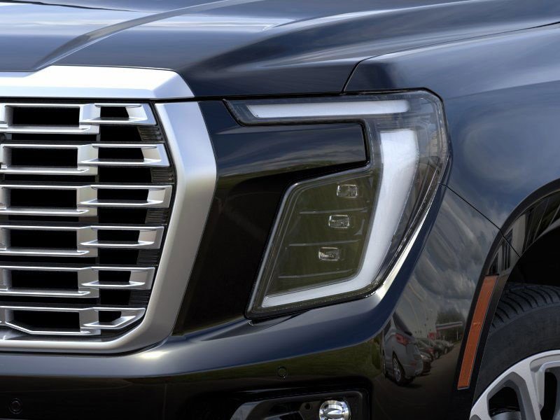 New 2025 GMC Yukon XL Denali image 10