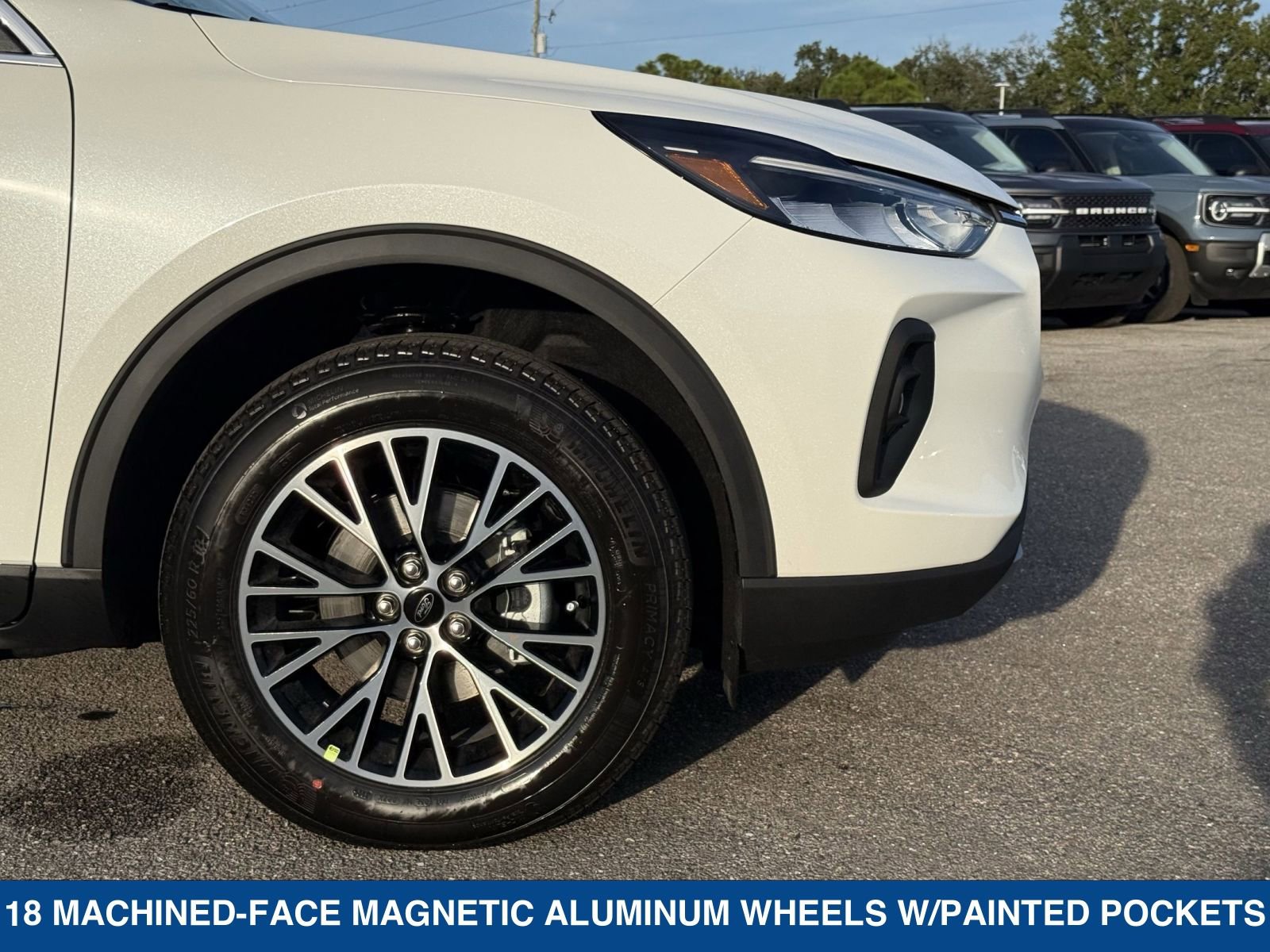 New 2026 Ford Escape SE FWD image 12