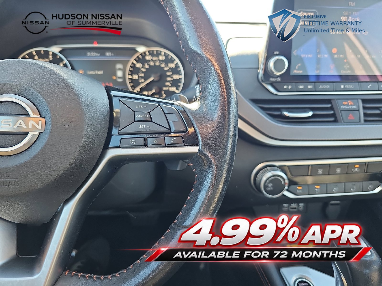 Used 2024 Nissan Altima 2.5 SR FWD image 19