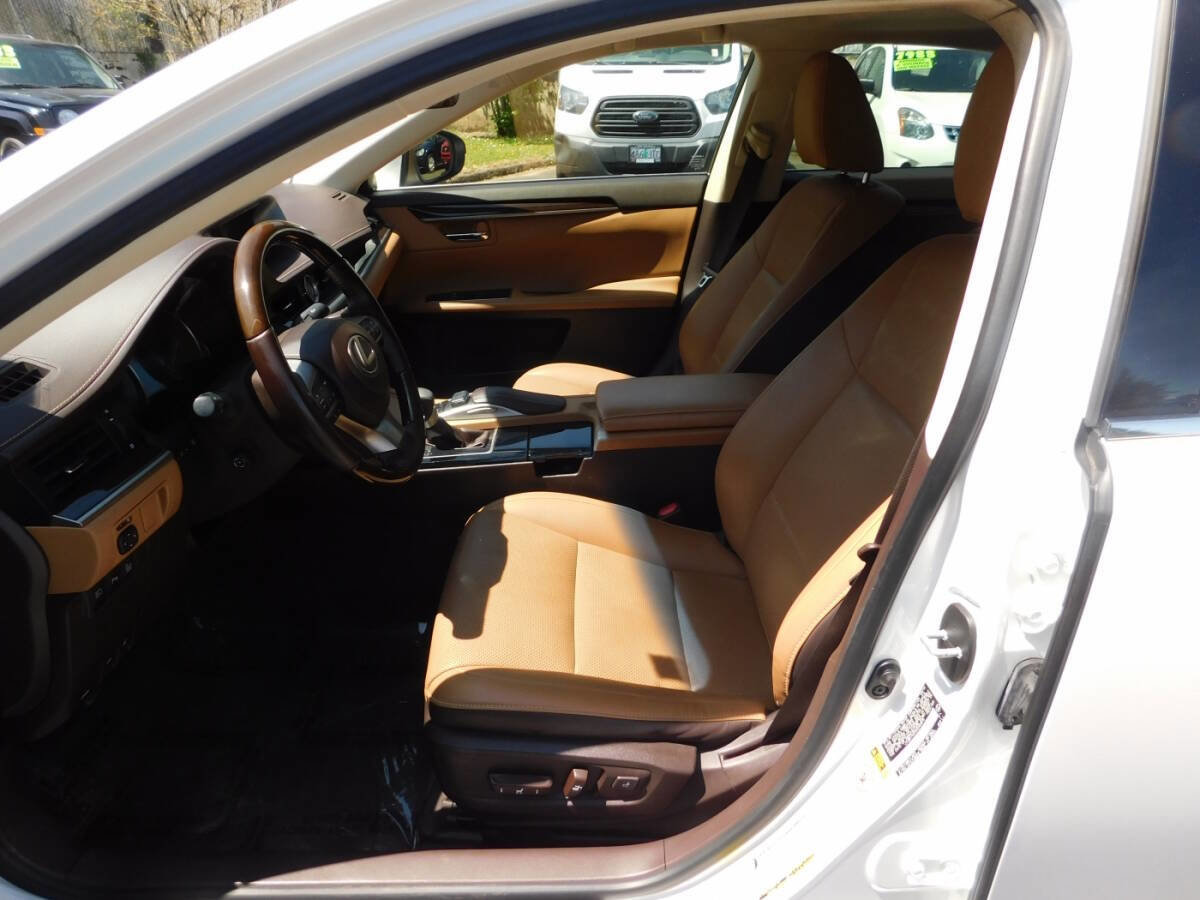 Used 2016 Lexus ES 350 image 6