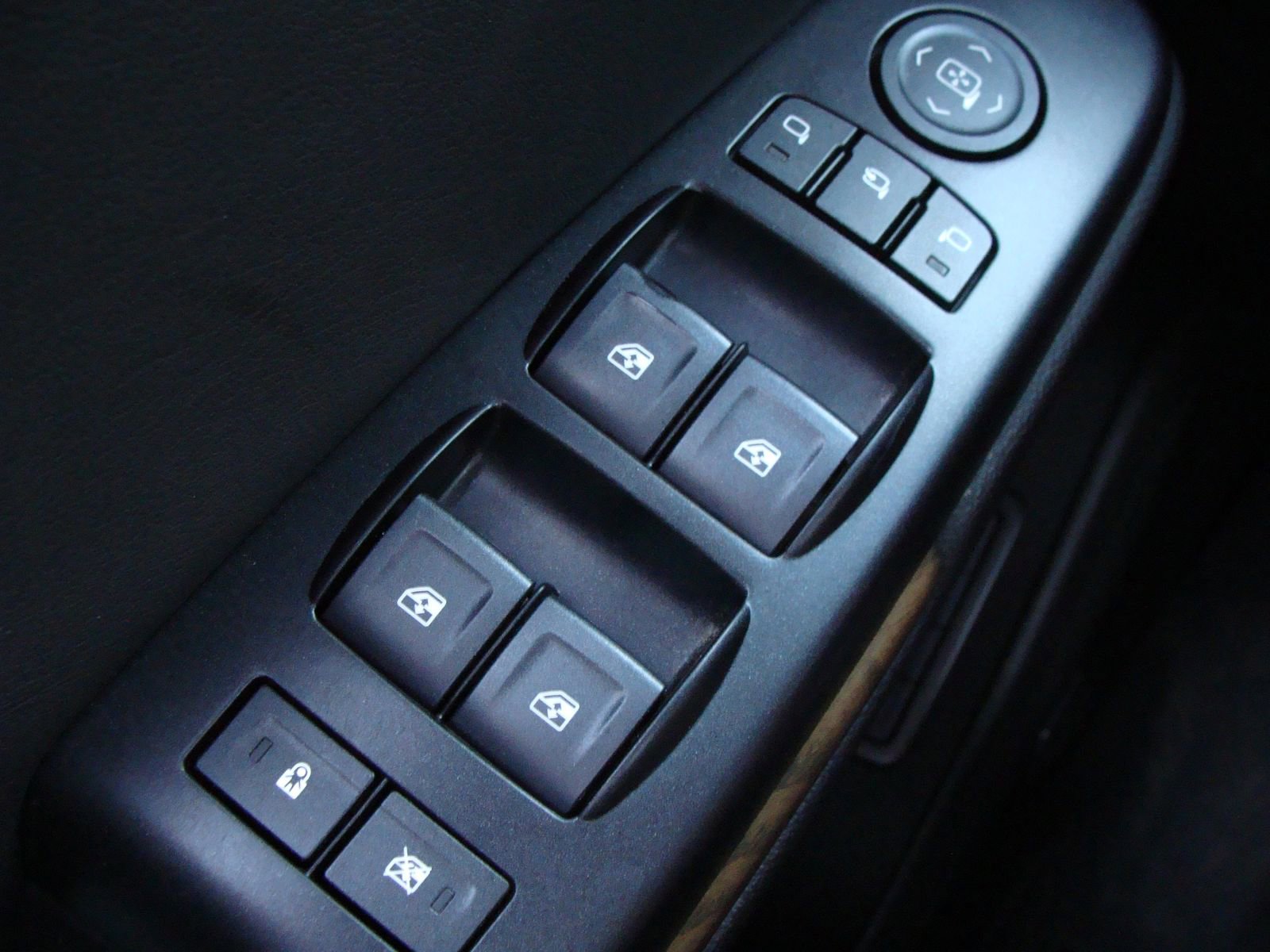 Used 2019 GMC Yukon Denali w/ Denali Ultimate Package image 34