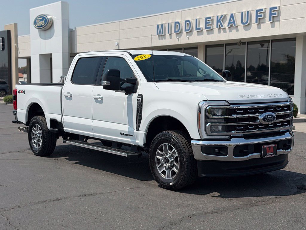 Used 2025 Ford F250 Lariat AWD/4WD image 1