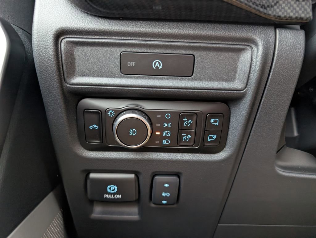 New 2025 Ford F150 Lariat w/ Equipment Group 502A High image 16