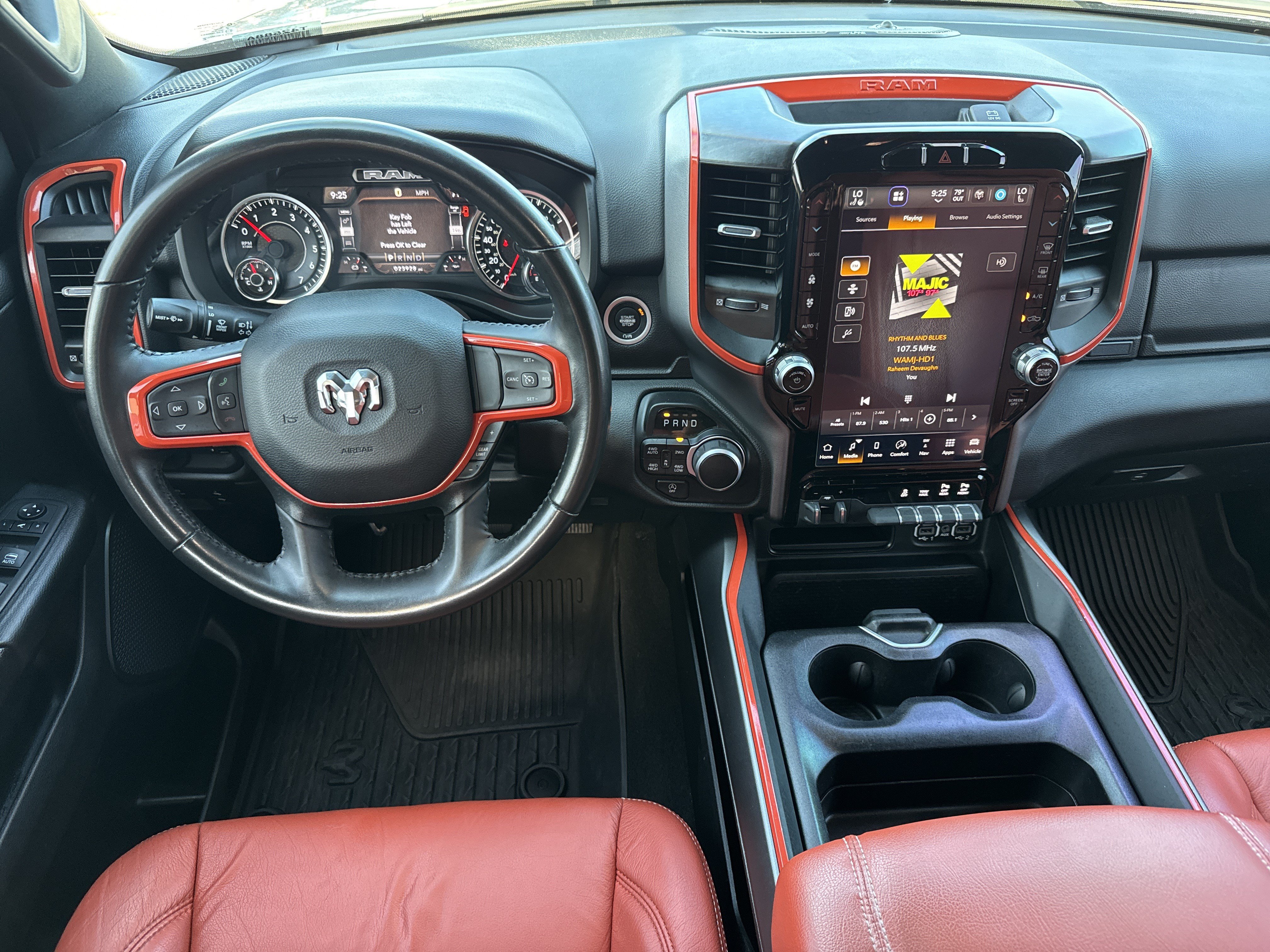 Used 2023 RAM 1500 Big Horn AWD/4WD image 18