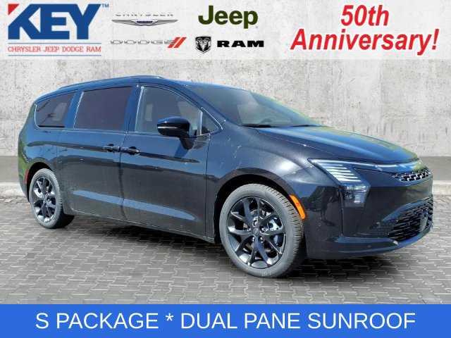 New 2027 Chrysler Pacifica Limited