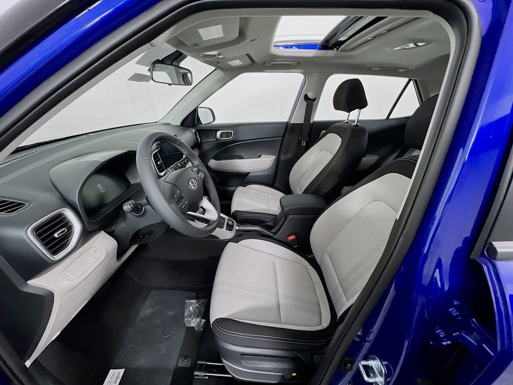 New 2026 Hyundai Venue SEL image 18