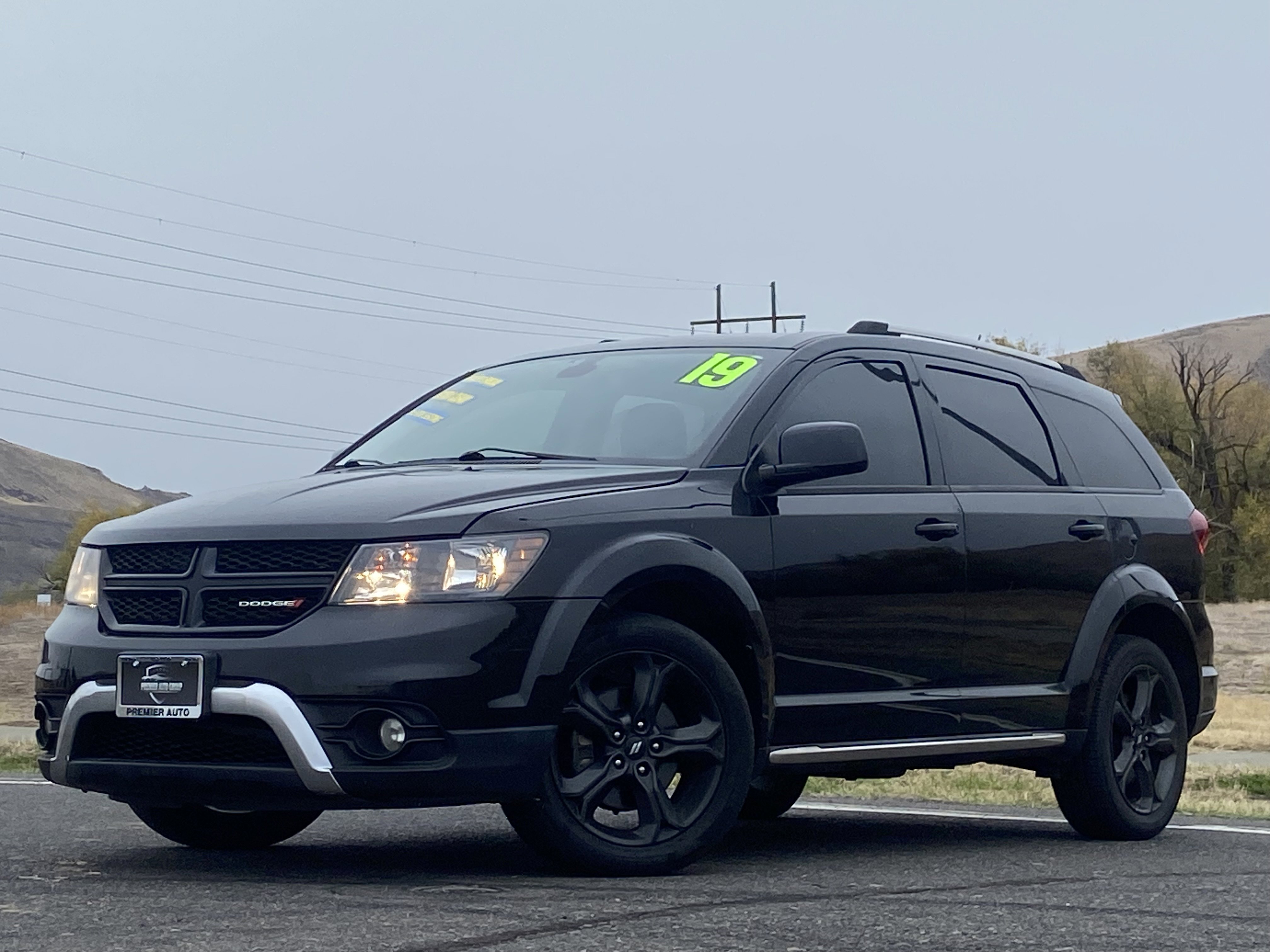 Used 2019 Dodge Journey Crossroad image 1
