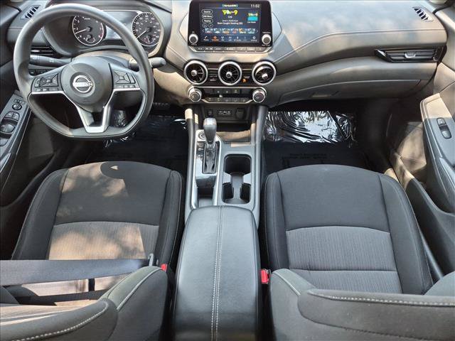 Used 2025 Nissan Sentra SV FWD image 16
