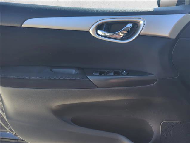 Used 2014 Nissan Sentra SV image 6