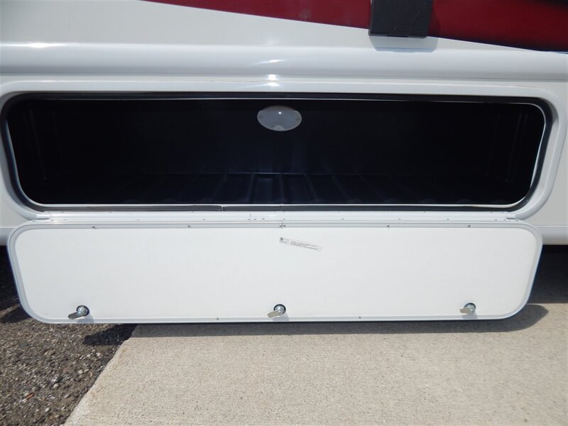 Used 2022 Ford E-350 and Econoline 350 Super Duty w/ A/C Prep Package RWD image 22
