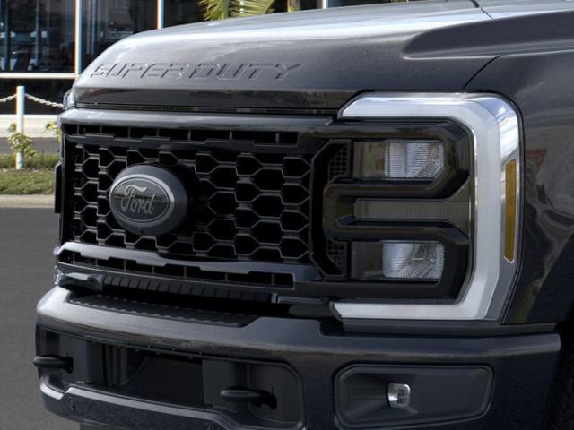 New 2026 Ford F250 Lariat w/ Black Appearance Package image 17