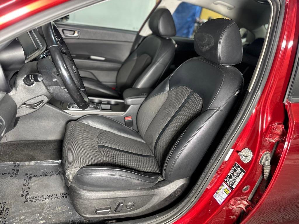 Used 2019 Kia Optima S image 26