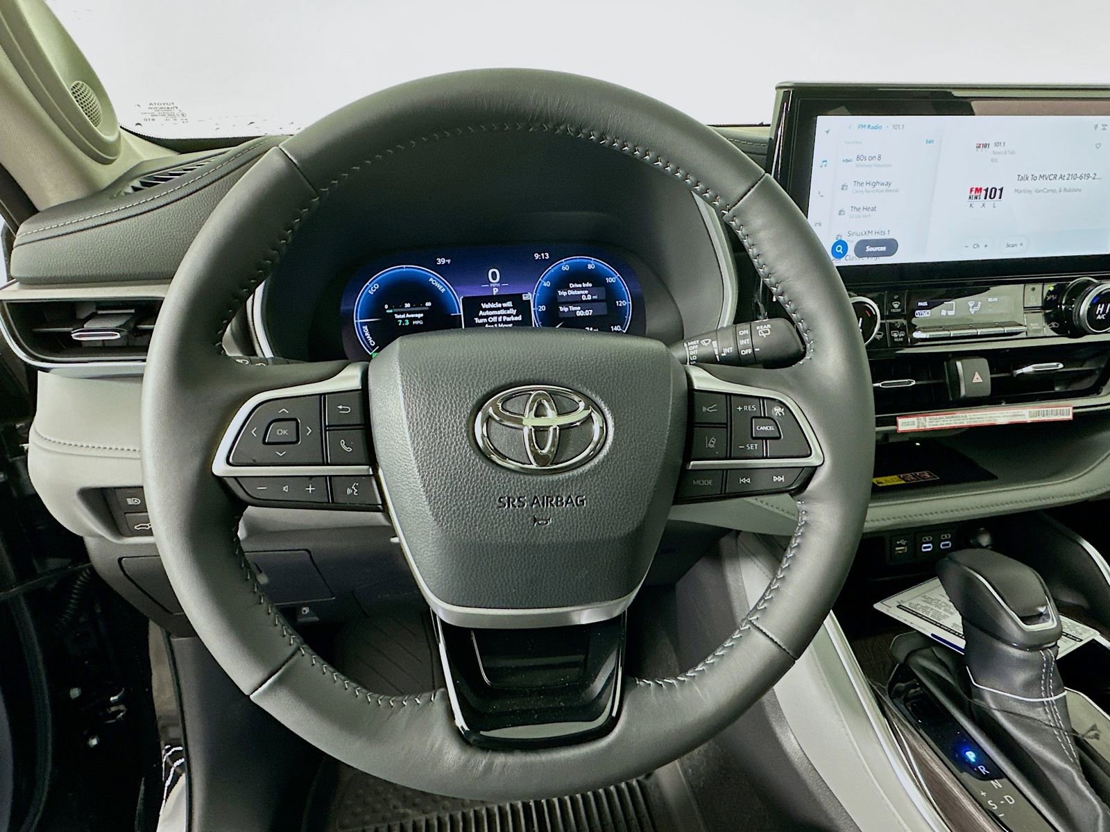 New 2026 Toyota Highlander Limited AWD/4WD image 11