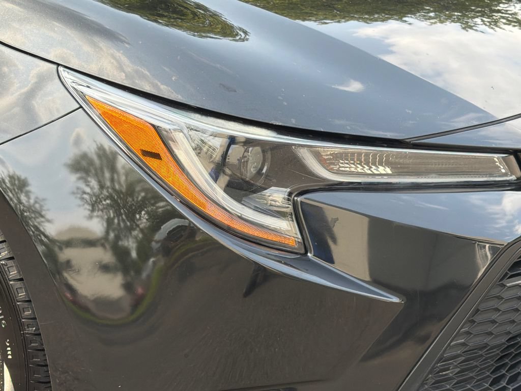 Used 2021 Toyota Corolla LE FWD image 9
