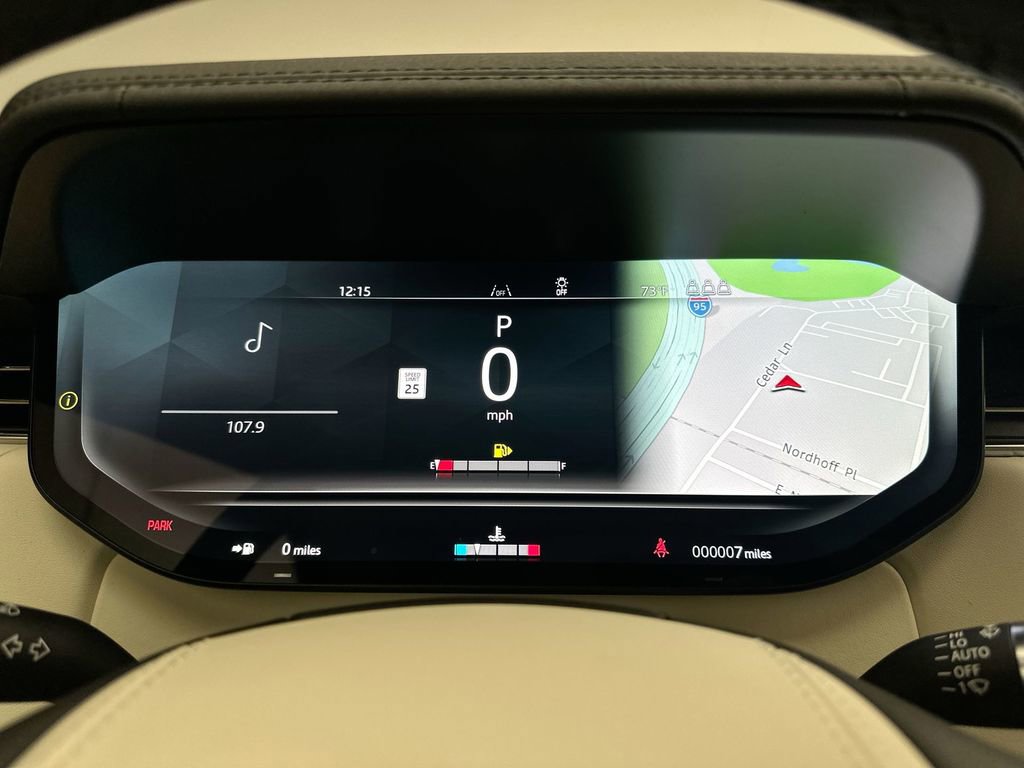 New 2025 Land Rover Range Rover SE image 14