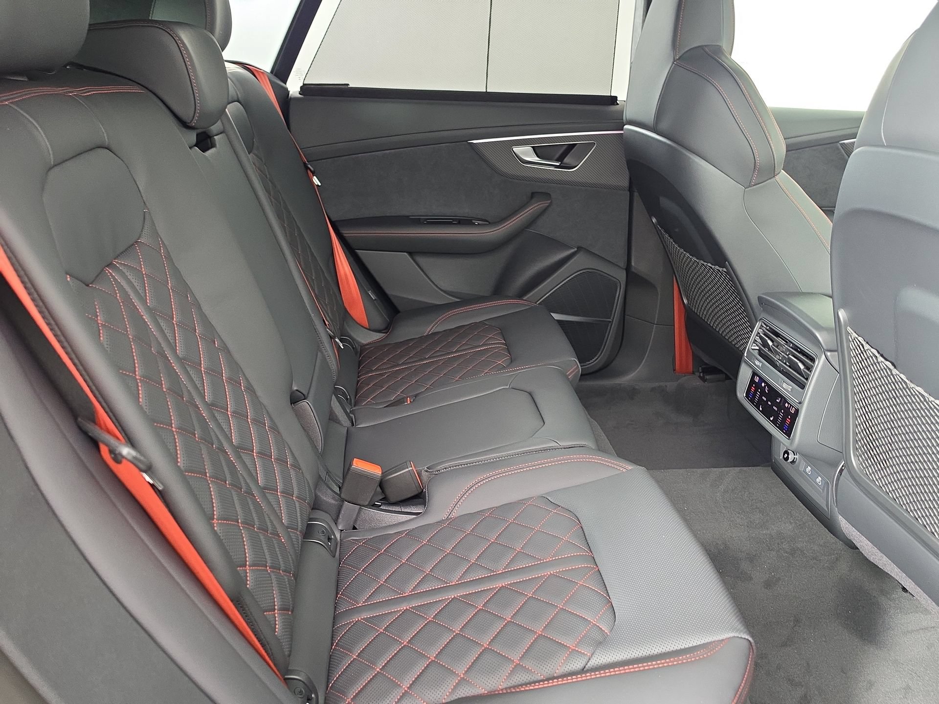 New 2026 Audi SQ8 Prestige AWD/4WD image 37