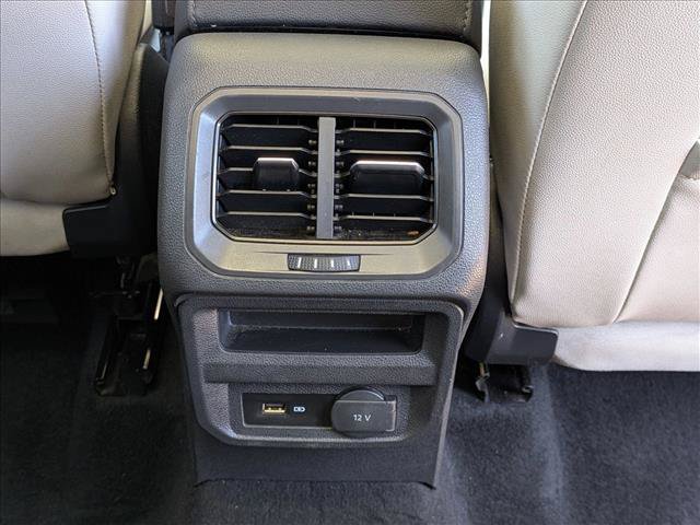 Used 2019 Volkswagen Tiguan SE w/ Panoramic Sunroof Package FWD image 17