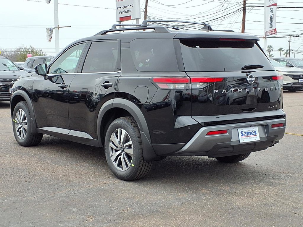 New 2026 Nissan Pathfinder SL AWD/4WD image 5